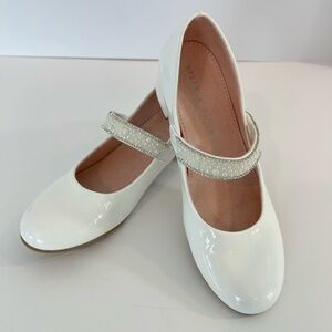 Kelly & Katie “Eva” Mary Jane Pump Kids' Color Patent White Size 5